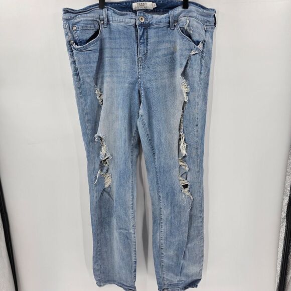 Torrid boyfriend jeans 22 plus size distressed ripped knee - Picture 1 of 6